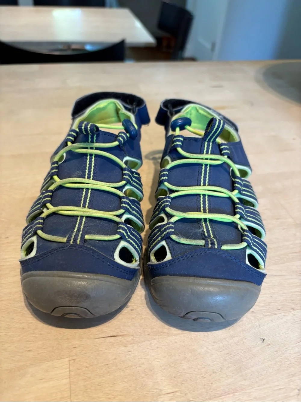 Kids outdoor sandals - Dick Sporting Goods - size 13